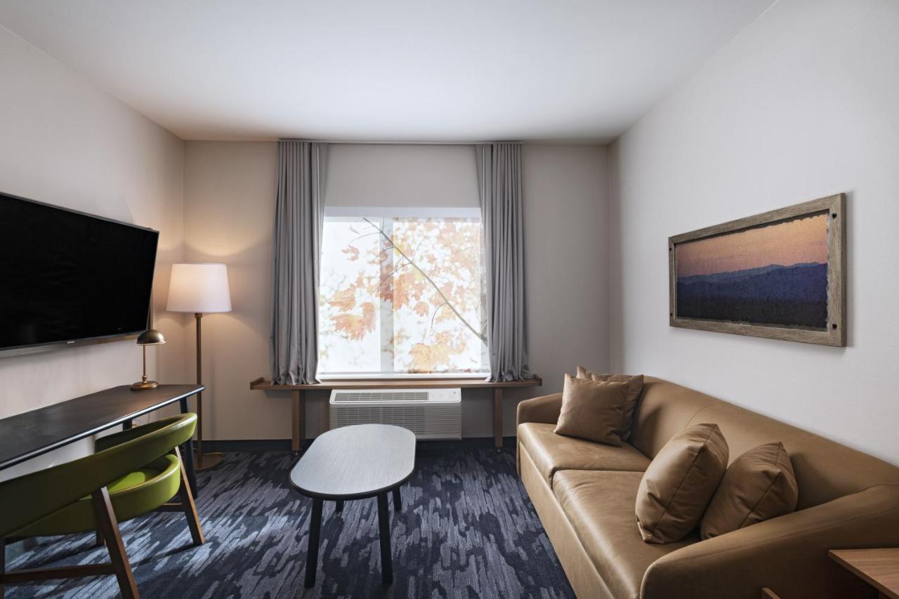 Fairfield By Marriott Inn & Suites Waller Εξωτερικό φωτογραφία
